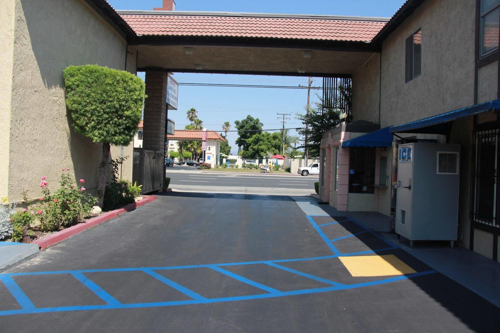 Motel Moonlight Anaheim Eksteriør bilde